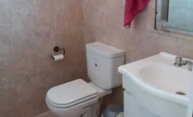 Casa en Venta con quincho o sitio comercial - Wilde - Avellaneda