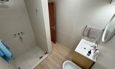 VENTA CASA 3 DORMITORIOS EN DON QUIJOTE, ROLDAN