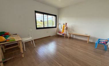 VENTA CASA 3 DORMITORIOS EN DON QUIJOTE, ROLDAN