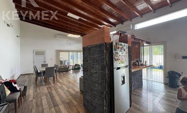 Casa en venta 2 dormitorios con pileta y cancha de padel - El Rodeo, La Plata