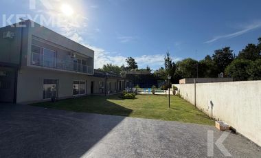 Casa en venta 2 dormitorios con pileta y cancha de padel - El Rodeo, La Plata