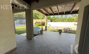 Casa en venta 2 dormitorios con pileta y cancha de padel - El Rodeo, La Plata