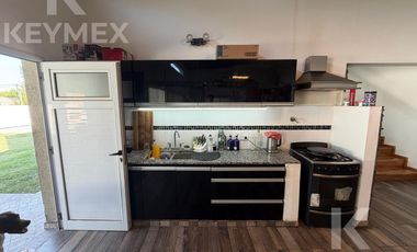 Casa en venta 2 dormitorios con pileta y cancha de padel - El Rodeo, La Plata