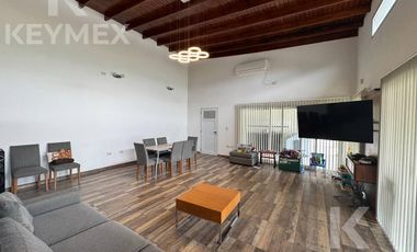 Casa en venta 2 dormitorios con pileta y cancha de padel - El Rodeo, La Plata