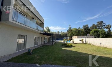 Casa en venta 2 dormitorios con pileta y cancha de padel - El Rodeo, La Plata