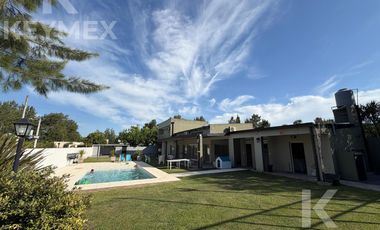 Casa en venta 2 dormitorios con pileta y cancha de padel - El Rodeo, La Plata