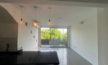 HERMOSO DEPARTAMENTO EN VENTA - 3 AMBIENTES - ZONA OLIVOS