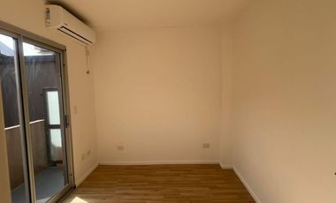 HERMOSO DEPARTAMENTO EN VENTA - 3 AMBIENTES - ZONA OLIVOS