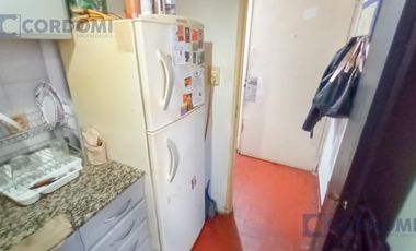 Venta Departamento en Lanús Oeste de 2 ambientes Planta Baja al Frente con Patio