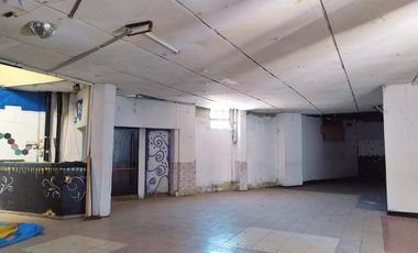 432 m2 LOCAL / GALPON C/ VIVIENDA