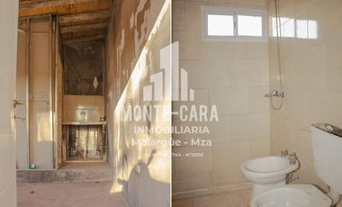 Casa más departamentos en construcción