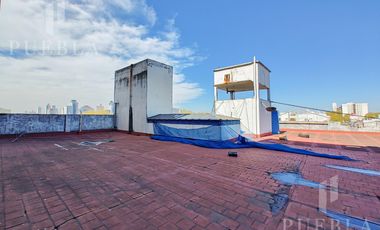 VENTA DE LOCAL COMERCIAL DE 1.600M2 EN EXCELENTE ESTADO EN UNA UBICACIÓN PRIVILEGIADA!!