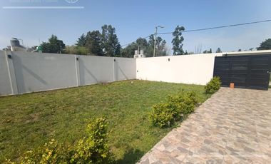 Casa  en Venta sobre lote de 318 m2 en Aromos del Pato - Berazategui