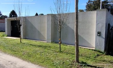 Casa  en Venta sobre lote de 318 m2 en Aromos del Pato - Berazategui