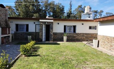 Casa  en Venta sobre lote de 318 m2 en Aromos del Pato - Berazategui