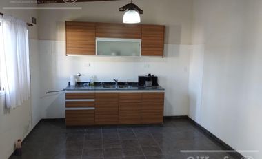 Casa  en Venta sobre lote de 318 m2 en Aromos del Pato - Berazategui