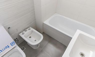 Departamento en  LOMAS DE ZAMORA OESTE