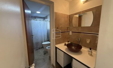 Venta - Propiedad de Nivel Gerencial en Barrio Jockey - C105