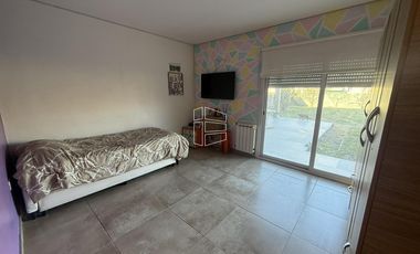 Venta - Propiedad de Nivel Gerencial en Barrio Jockey - C105