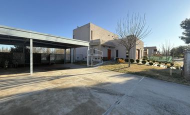 Venta - Propiedad de Nivel Gerencial en Barrio Jockey - C105