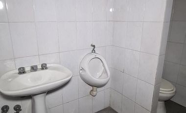 Oportunidad - Galpón depósito - Lote propio - Lanús Oeste