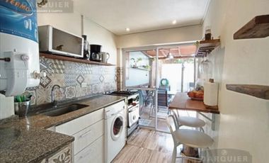 CASA EN MUY BUENA UBICACION