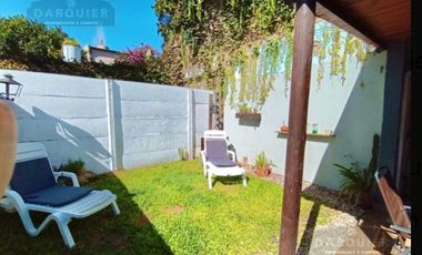 CASA EN MUY BUENA UBICACION
