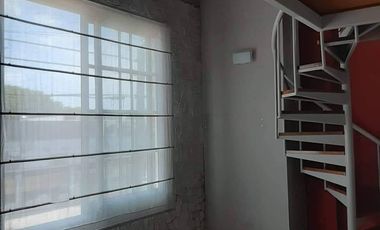 Semipiso en Duplex sobre la Avda, a mts del FCGR y de Escalada Centro!!