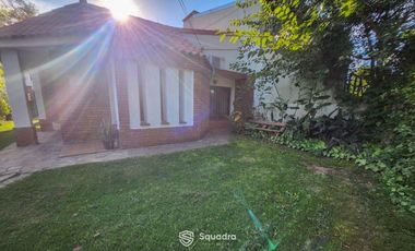 VENTA | PERMUTA - Casa de 2 domitorios y garage - Lomas de Alberdi, Rosario. APTO CRÉDITO.