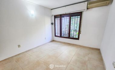 VENTA | PERMUTA - Casa de 2 domitorios y garage - Lomas de Alberdi, Rosario. APTO CRÉDITO.