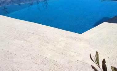 Venta Casa 7 Amb a La Laguna en Barrio Nuevo Quilmes