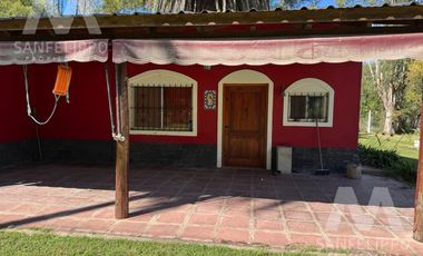 Casa Quinta / Chacra  de 2 hectáreas en venta con Pileta en  Ranchos - Alegre