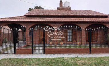 Casa Barrio San Rafael, Mar De Ajó. Gas natural todo planta baja
