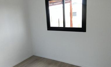Casa 2 Dormitorios en barrio abierto - Fincas del Rosedal - Ibarlucea | Venta