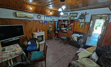 Casa en  Venta en Gregorio de Laferrere