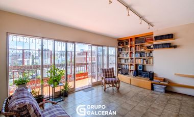 Triplex con Terraza, parrilla y cochera fija en Incas y Freire- Belgrano R