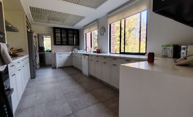 PARQUE PRIVADO DE SAN DAMIÁN | 352 M² DE LUJO