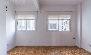 Venta semipiso de 3 ambientes. Piso 6. Belgrano R. Muy luminoso!