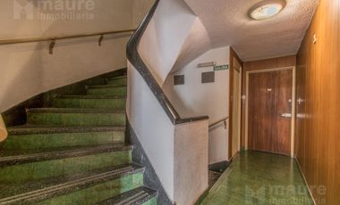 Venta semipiso de 3 ambientes. Piso 6. Belgrano R. Muy luminoso!