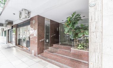 Venta semipiso de 3 ambientes. Piso 6. Belgrano R. Muy luminoso!