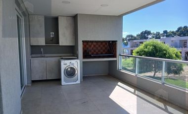 Departamento de tres ambientes en venta en Pilará