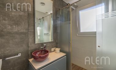 Casa en Venta de 4 dormitorios en suite en Saint Thomas Canning