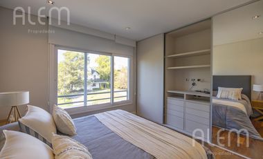 Casa en Venta de 4 dormitorios en suite en Saint Thomas Canning