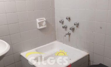 Alquiler de Departamento 2 Ambientes en Ramos Mejia  Muy buen Estado, Excelente Ubicación