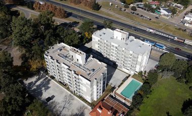 Departamento - Loma Verde 3 ambientes con balcón Parrilla en Complejo cerrado