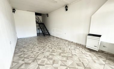 Alquiler - Local sobre 9 de Julio e Italia - Excelente Ubicación - A089