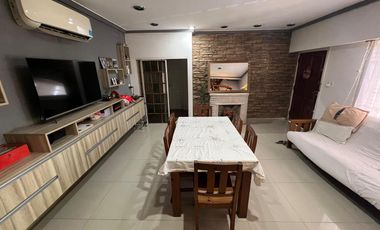 CASA EN VENTA VILLA MADERO CON PISCINA EXCELENTE ESTADO