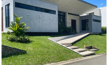 CASA EN VENTA MALABAR - PEREIRA