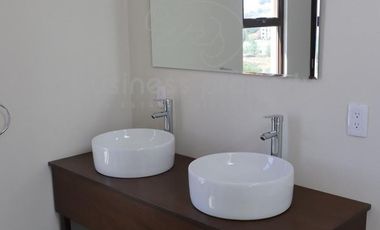 A estrenar casa en Calacoaya, Atizapán