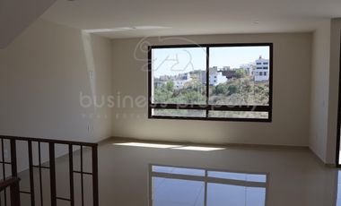 A estrenar casa en Calacoaya, Atizapán